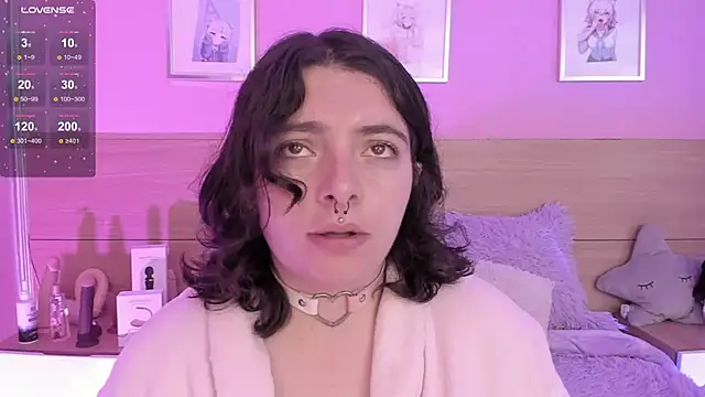 Sachi Meow online show from 02.17.25