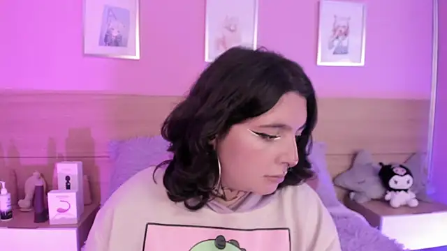 Sachi Meow online show from 02.23.25