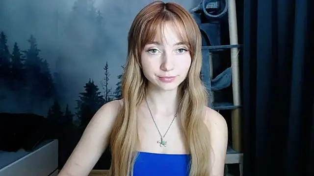 LuciaYoung online show from 01.06.25