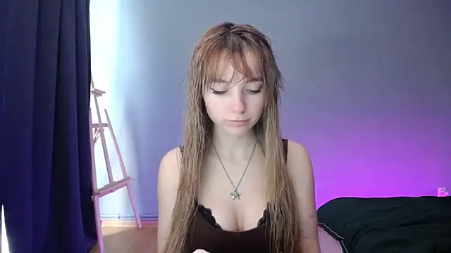 LuciaYoung online show from 02.05.25