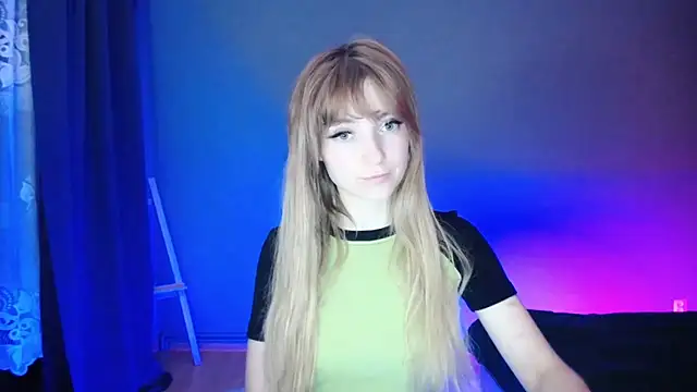 LuciaYoung online show from 02.19.25