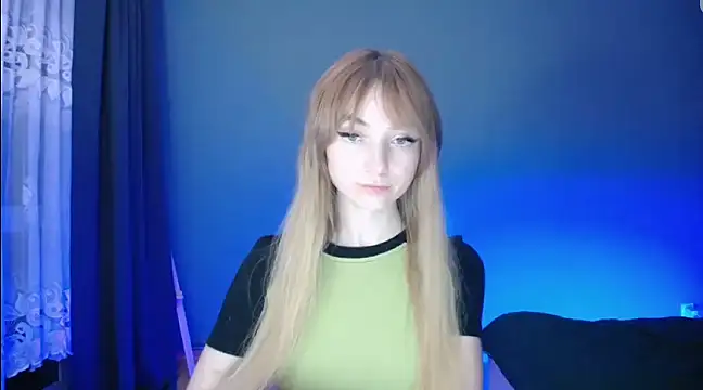 LuciaYoung online show from 02.26.25