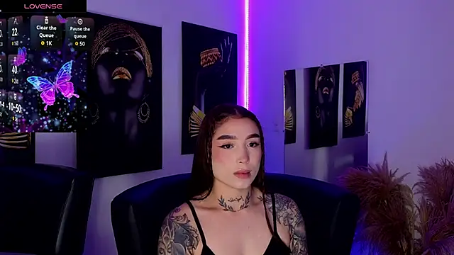  brenna hanson online show from 11.26.25