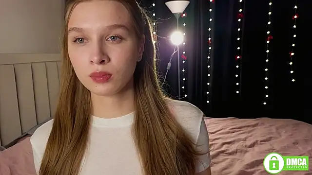 Snapshot of CutieBeauty chatting on 01.11.26 CutieBeauty online show from 01.11.26