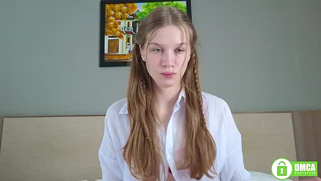 Snapshot of CutieBeauty chatting on 03.16.26 CutieBeauty online show from 03.16.26