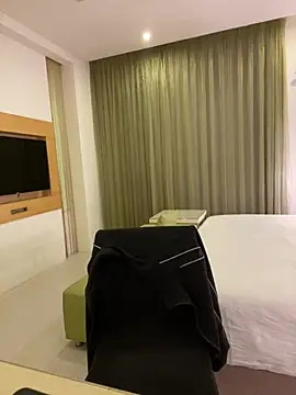 hihi0169 online show from 12.18.24