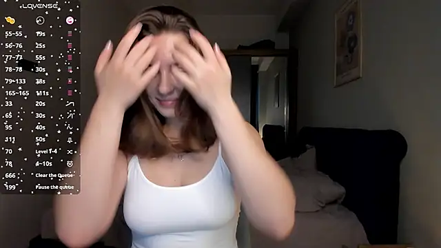 ThreeshaWhite online show from 02.14.26