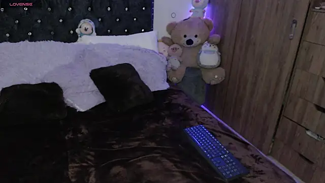 Maiaa evans online show from 12.28.24