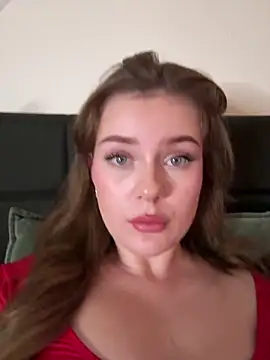 MaribelRiver online show from 12.31.24