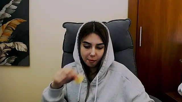 Lili magic online show from 02.11.25