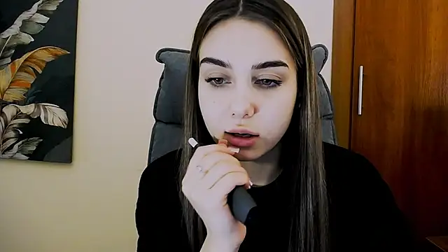 Lili magic online show from 03.13.25