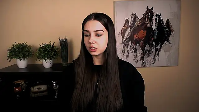 Lili magic online show from 11.08.25