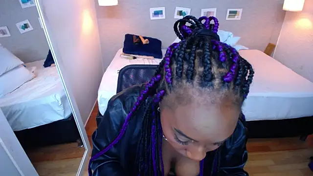 Snapshot of kiara_evanss chatting on 01.07.25 kiara evanss online show from 01.07.25