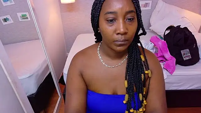 Snapshot of kiara_evanss chatting on 09.15.25 kiara evanss online show from 09.15.25