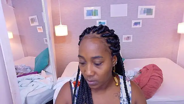 Snapshot of kiara_evanss chatting on 09.20.25 kiara evanss online show from 09.20.25