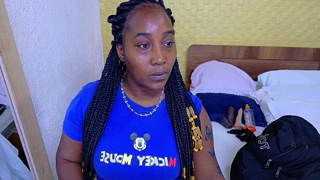 Snapshot of kiara_evanss chatting on 10.06.25 kiara evanss online show from 10.06.25