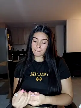 tara20  online show from 10.12.25