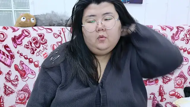 Nadine asian online show from 01.15.26