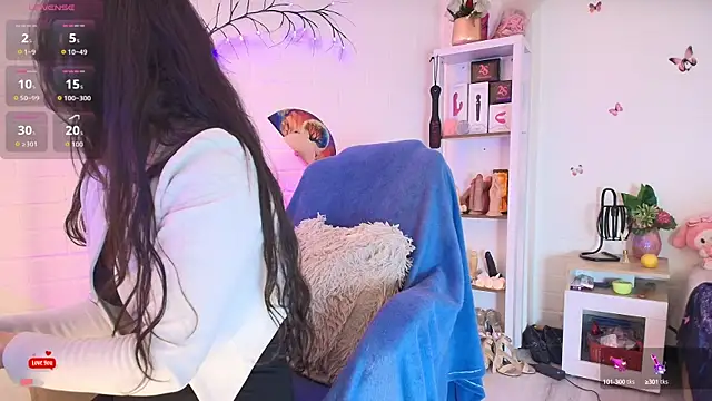 Rapunzeell  online show from 09.24.25