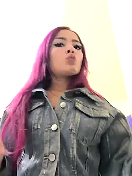 lady scarlettt online show from 02.28.25