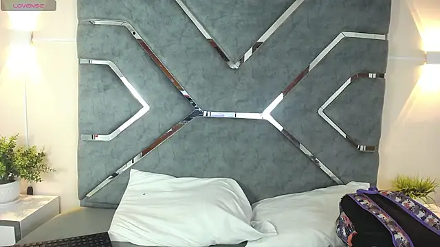 LucciaPorter online show from 03.14.26