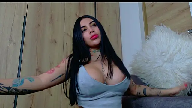 Sofhia cruz online show from 01.04.25