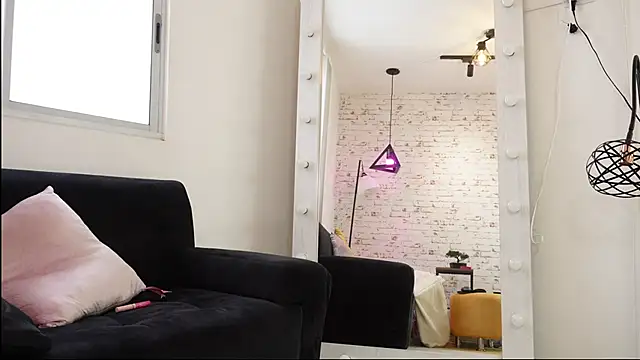 Sofhia cruz online show from 02.18.26