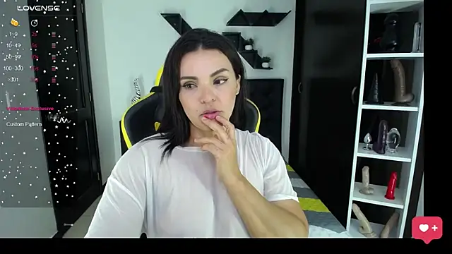 kendalladam online show from 09.27.25