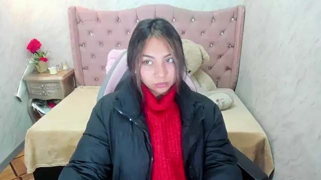 Snapshot of XSmaggiiee chatting on 01.14.25 XSmaggiiee online show from 01.14.25