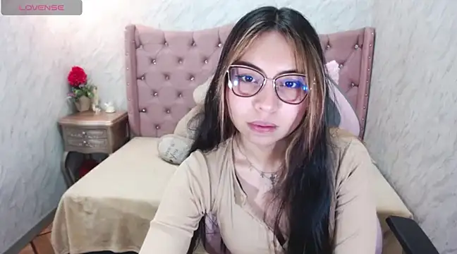Snapshot of XSmaggiiee chatting on 03.03.25 XSmaggiiee online show from 03.03.25