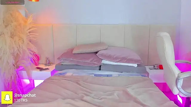 sofia pamela online show from 11.11.25