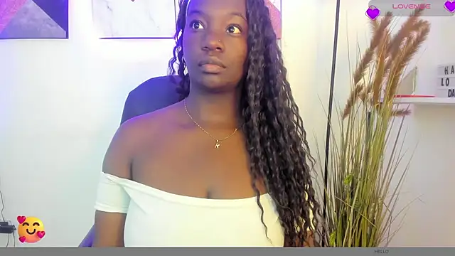 Snapshot of lanna_bx chatting on 01.17.25 lanna bx online show from 01.17.25