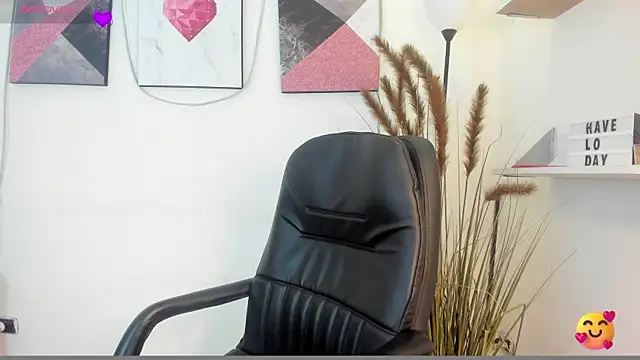 Snapshot of lanna_bx chatting on 01.24.25 lanna bx online show from 01.24.25