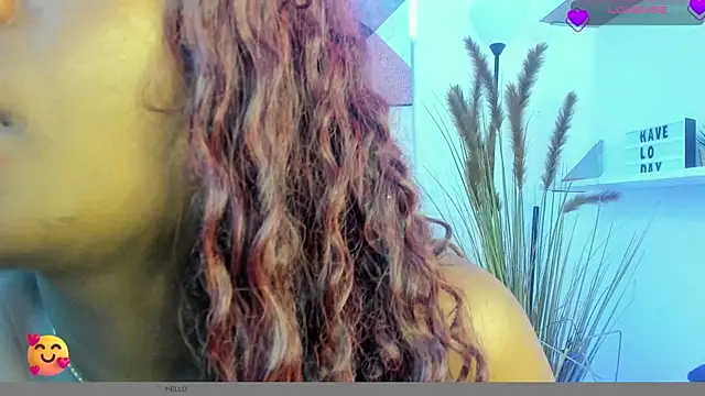 Snapshot of lanna_bx chatting on 02.06.25 lanna bx online show from 02.06.25