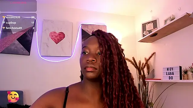 Snapshot of lanna_bx chatting on 03.22.25 lanna bx online show from 03.22.25