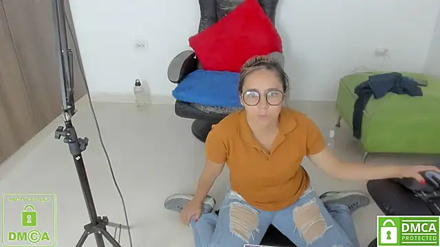 isa loves cum online show from 12.13.24