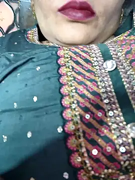 Snapshot of Ritasingh-0461 chatting on 02.11.25 Ritasingh-0461 online show from 02.11.25