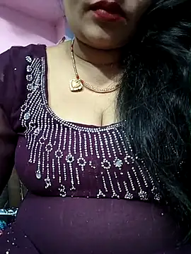 Snapshot of Ritasingh-0461 chatting on 02.15.25 Ritasingh-0461 online show from 02.15.25