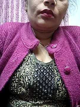 Snapshot of Ritasingh-0461 chatting on 02.19.25 Ritasingh-0461 online show from 02.19.25