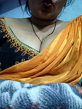 Snapshot of Ritasingh-0461 chatting on 02.20.25 Ritasingh-0461 online show from 02.20.25