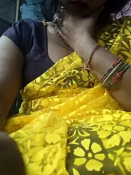 Snapshot of Ritasingh-0461 chatting on 03.05.25 Ritasingh-0461 online show from 03.05.25