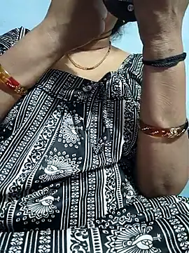 Snapshot of Ritasingh-0461 chatting on 03.17.25 Ritasingh-0461 online show from 03.17.25