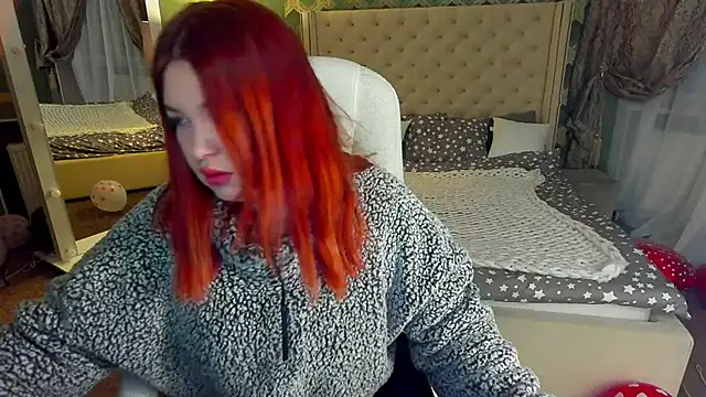 Snapshot of RosieMoons chatting on 02.25.25 RosieMoons online show from 02.25.25