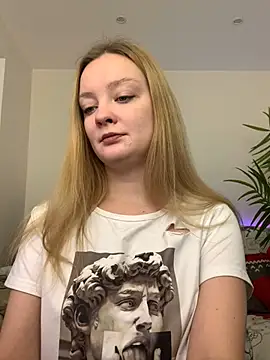 Radiants two online show from 12.11.24