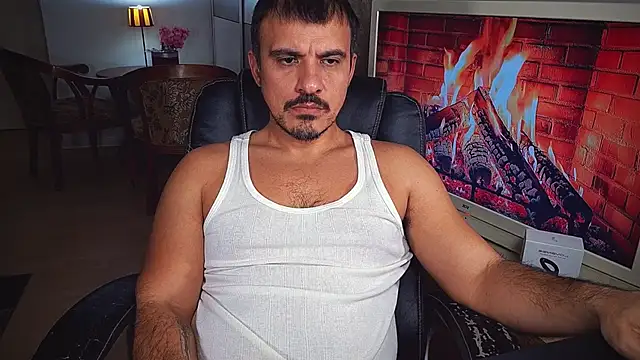 Snapshot of officeman7 chatting on 12.07.24 officeman7 online show from 12.07.24