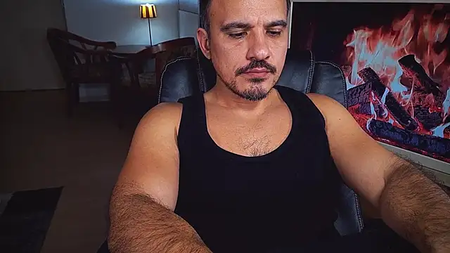 Snapshot of officeman7 chatting on 01.23.25 officeman7 online show from 01.23.25