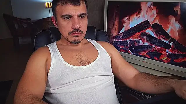 Snapshot of officeman7 chatting on 02.16.25 officeman7 online show from 02.16.25