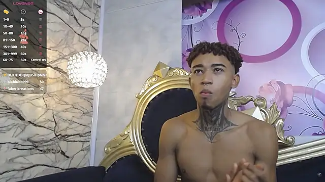 Snapshot of sexy_blacks_ chatting on 01.07.25 sexy blacks online show from 01.07.25