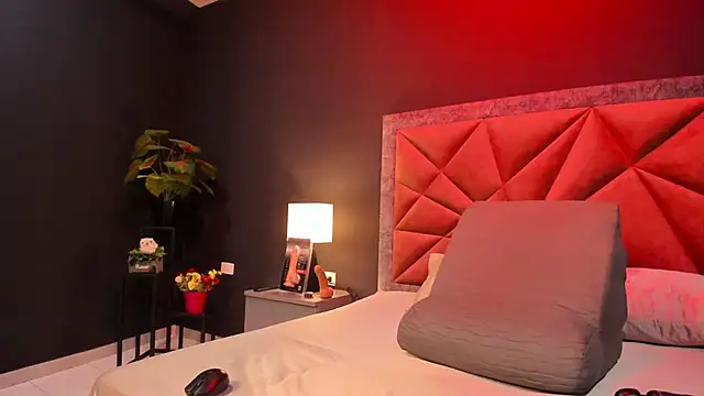 mia milff online show from 12.02.25