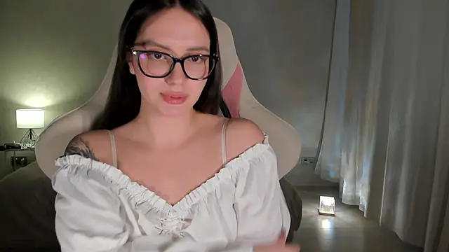 Sonia moon  online show from 01.25.25